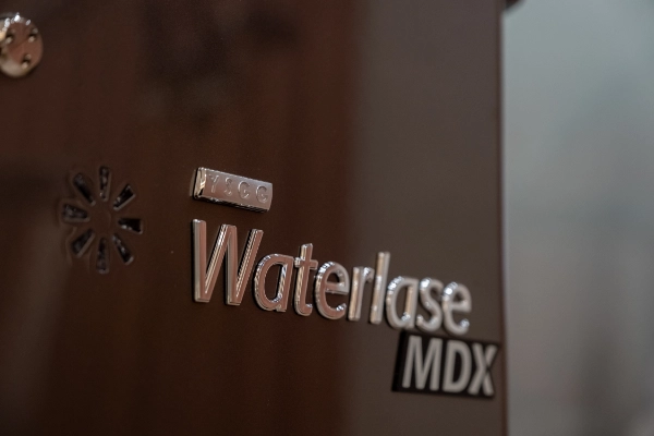 Waterlase MDX 牙科水雷射治療設備